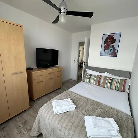 Modern * Boleslawiec (Lower Silesia)